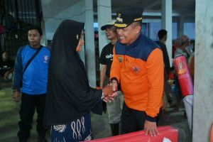Tinjau Lokasi Banjir, Bupati Pastikan Penanganan Terus Dilakukan