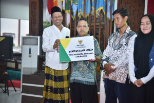 Jelang Lebaran, Pemkab Kebumen Salurkan BLT DBHCHT kepada 2140 Buruh Pabrik Rokok