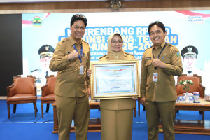 Pemkab Kebumen Raih Penghargaan Pelayanan Publik dari KemenPANRB