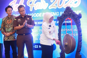 Hari Pertama Dibuka, Job Fair Pemkab Kebumen Diserbu 7000 Pencari Kerja