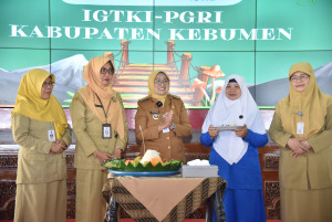 Dihadiri Bupati, Muhammadiyah Launching Biro Umrah Arrahmah Tour Cabang Kebumen