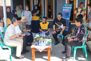 Wamen PKP Fahri Hamzah Tinjau Langsung Rumah Penerima BSPS di Gombong: Bukti Nyata Komitmen Pemerintah Kebumen Atasi Masalah Rumah Tidak Layak Huni