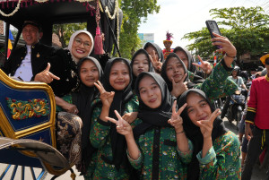 Hari Jadi ke-396 Kebumen: Kirab Budaya dan Grebeg Gunungan Suguhkan Tradisi Meriah