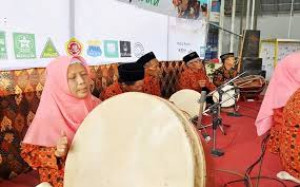 Pertunjukan Jamjaneng Khas Kebumen: Harmoni Shalawat dan Budaya