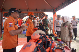 Siaga Musim Hujan 2025, Pemkab Kebumen Gelar Apel Kesiapsiagaan Bencana dan Satkamling