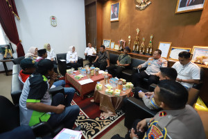 Paguyuban Awak Angkutan Umum Mengadu ke Bupati Maraknya Odong-odong Angkut Penumpang di Jalan Raya