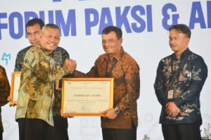 Jateng Raih Dua Penghargaan KPK, Gubernur Luthfi Tegaskan Komitmen Pemerintahan Bersih