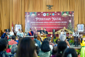 Hadiri Natal BKSGK, Bupati Lilis Tegaskan Pentingnya Inklusivitas dan Gotong Royong